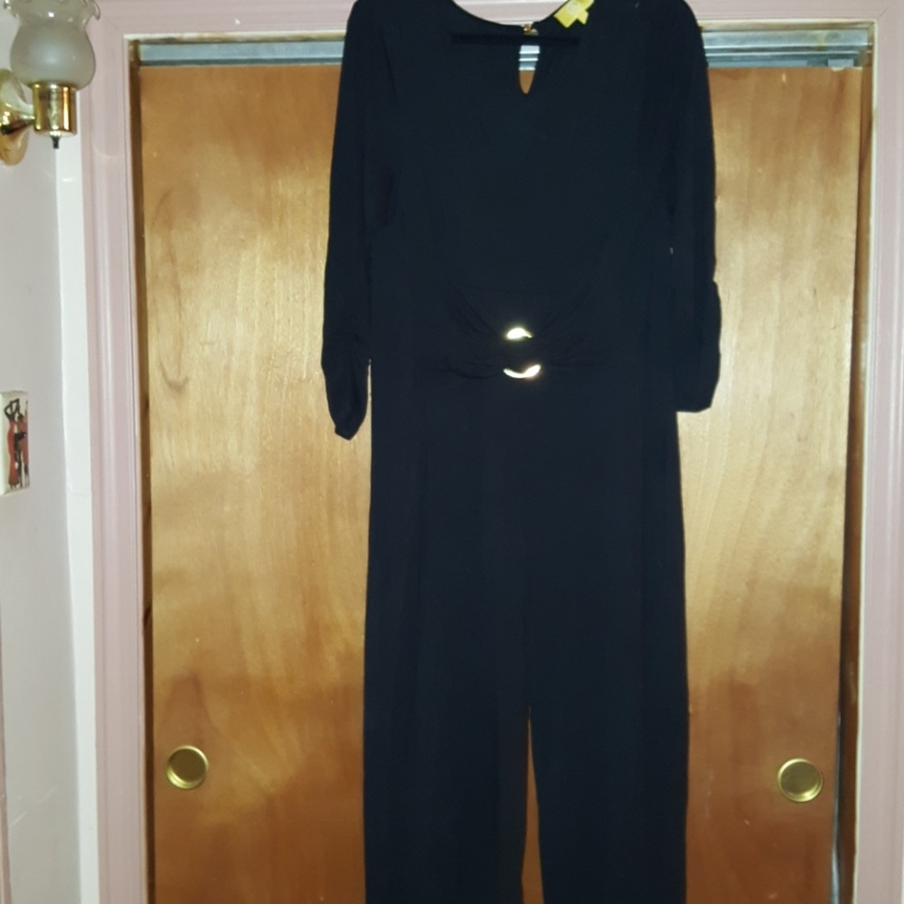 Black long sleeve petite extra large romper - Picture 3 of 5